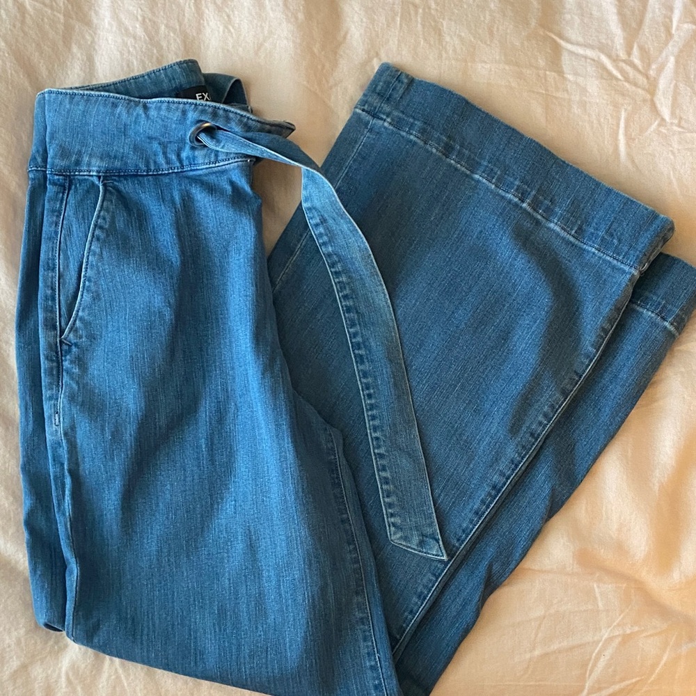 Express Denim wide-leg Jeans in Classic Blue - Picture 4 of 6